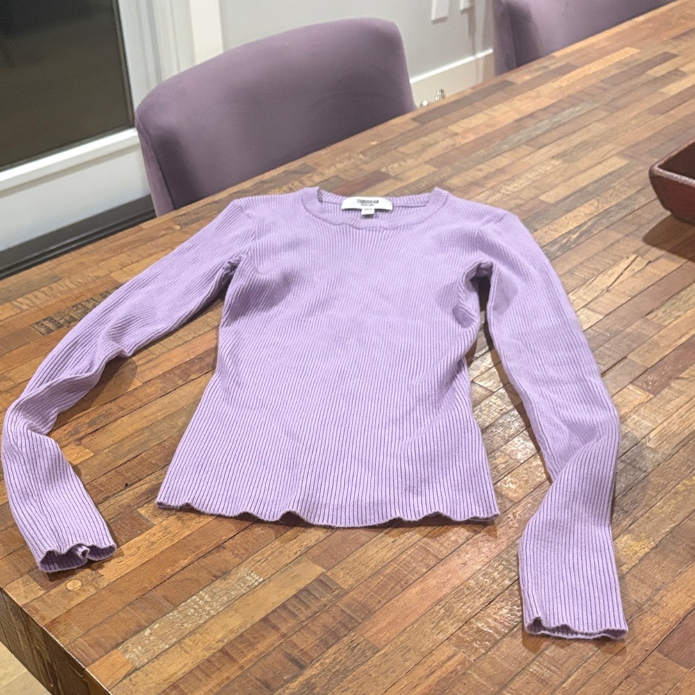 Chic Lavender Long Sleeve Ribbed Top